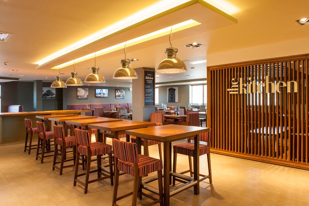 Premier Inn Trowbridge, photo 23