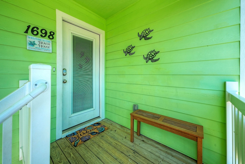 Laid Back Lime by Avantstay Near Beach w Pool Complimentary Pool Warmer