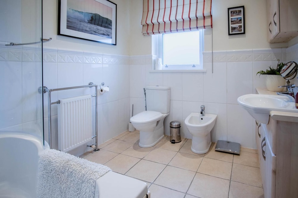 Little Glen - 3 Bedroom Holiday Home - Tenby