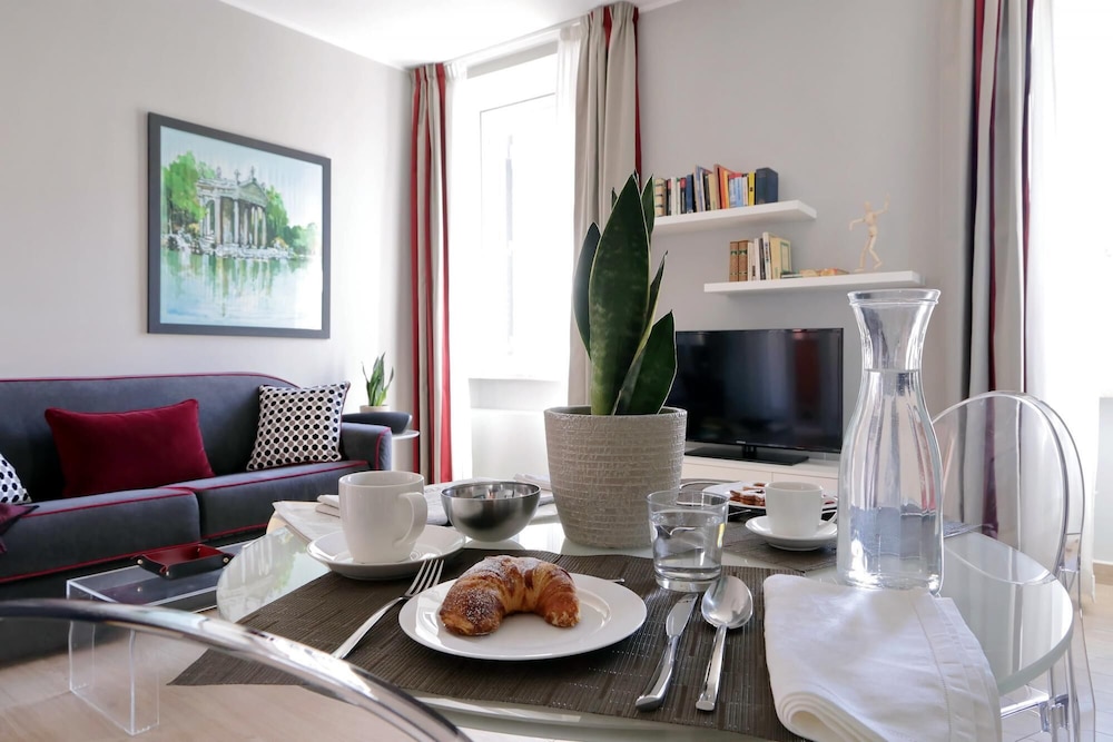 A8 Piazzetta Margutta A8 - My Extra Home