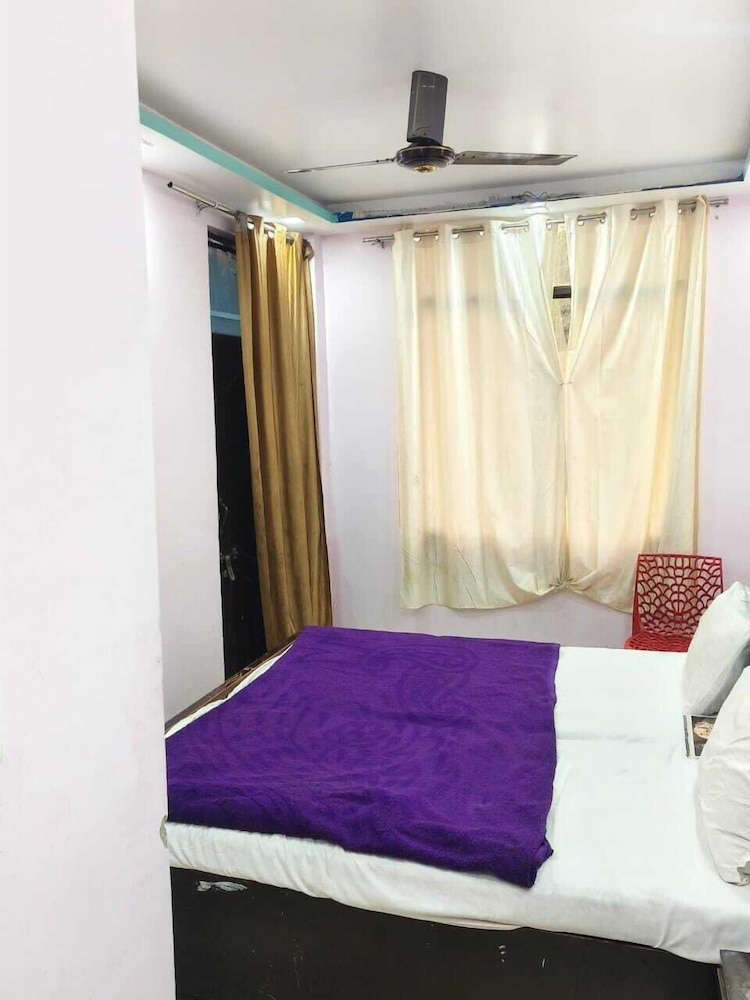 SHUKLA HOTEL