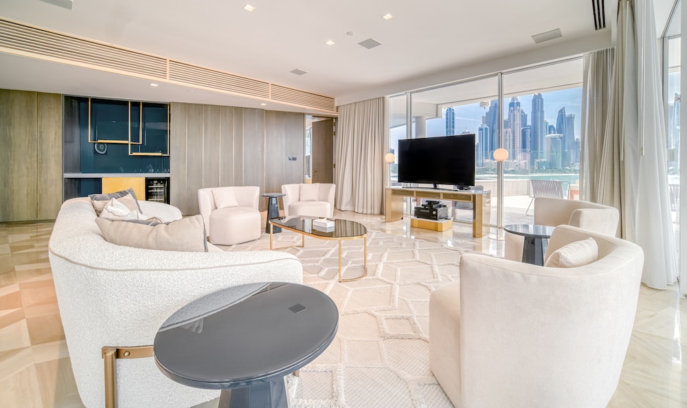Five Palm Jumeirah Residences -Mint Stay