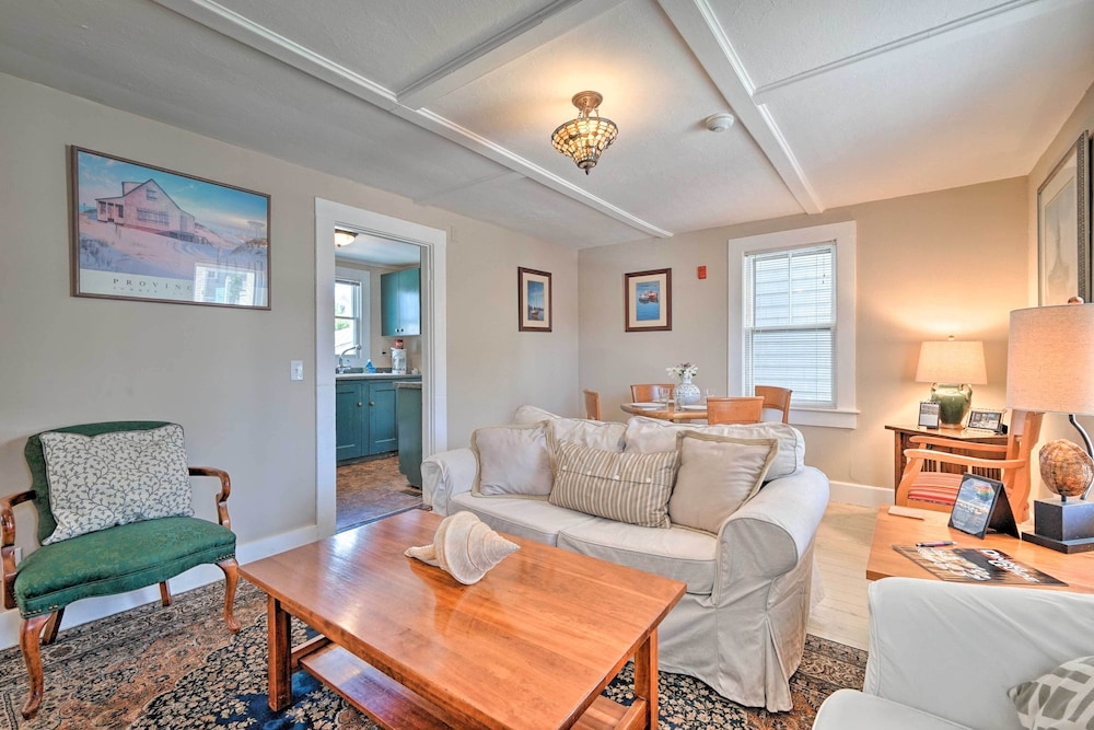 Provincetown Apartment, Steps to Commercial Street