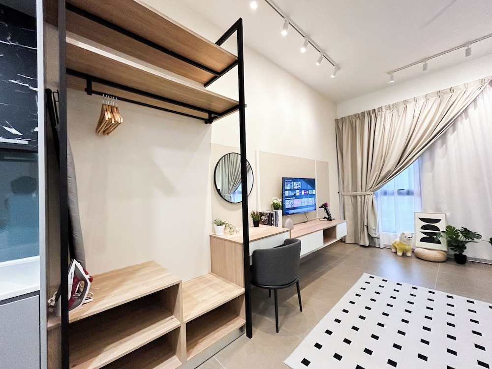 Mossaz by Manhattan Group