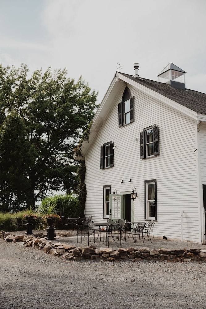 John Joseph Inn