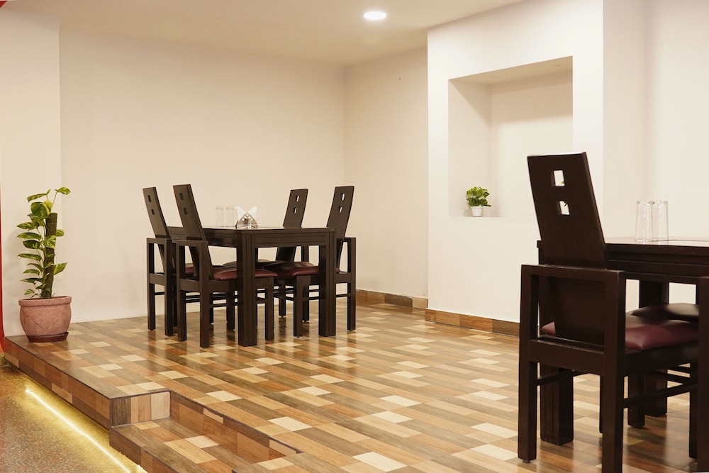 Noida Vacations - Mint Metropolitan Grand - Property Image 105