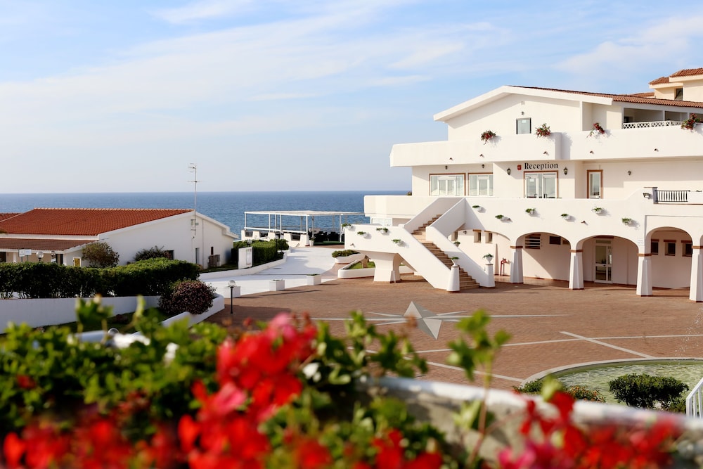 La Plage Resort