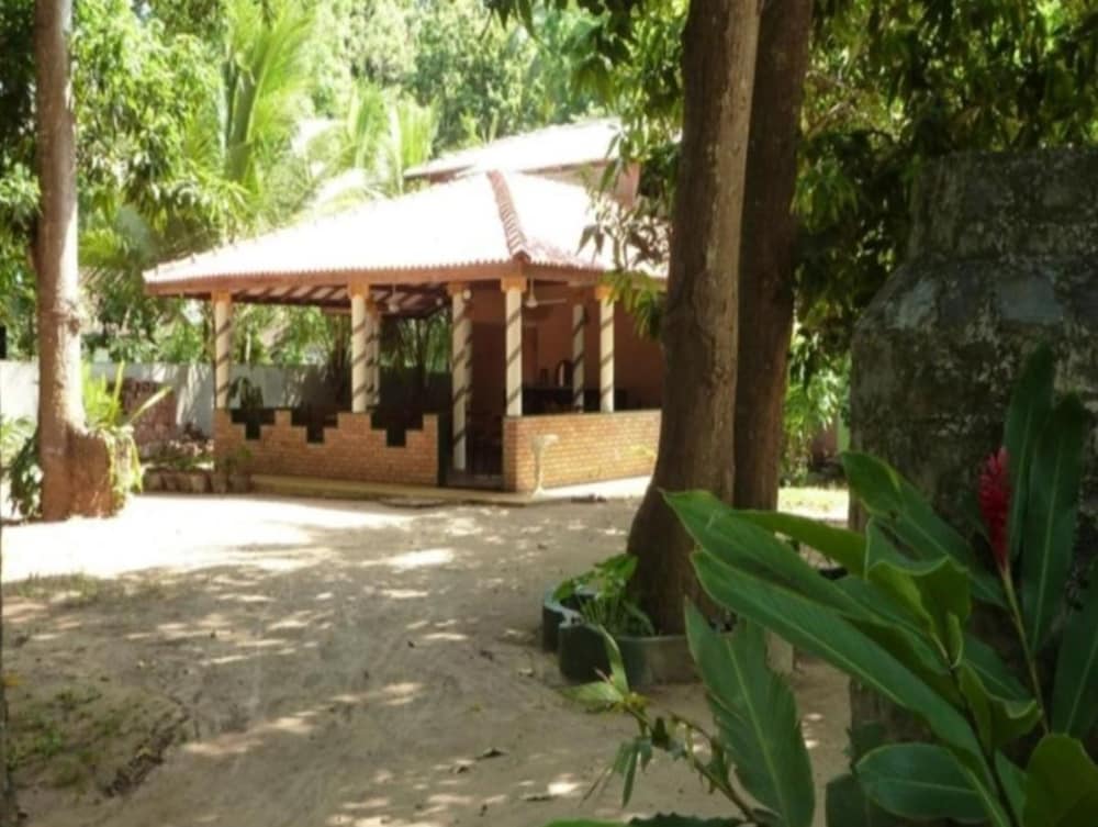 Regina Holiday Home