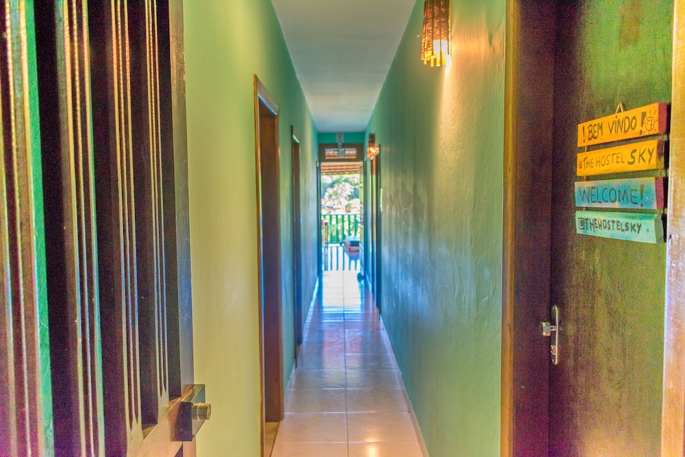 Hotel The Hostel Sky - Image 1