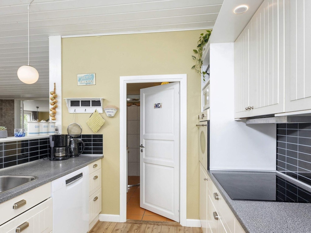 8 Person Holiday Home in Logstor-by Traum view 5