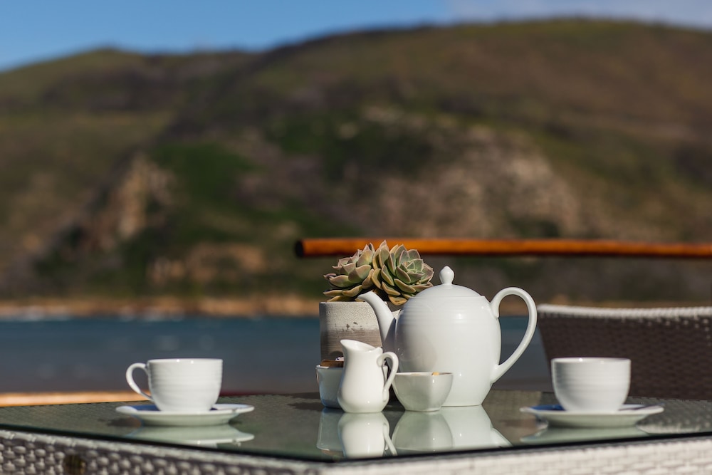 Amanzi Island Boutique Hotel