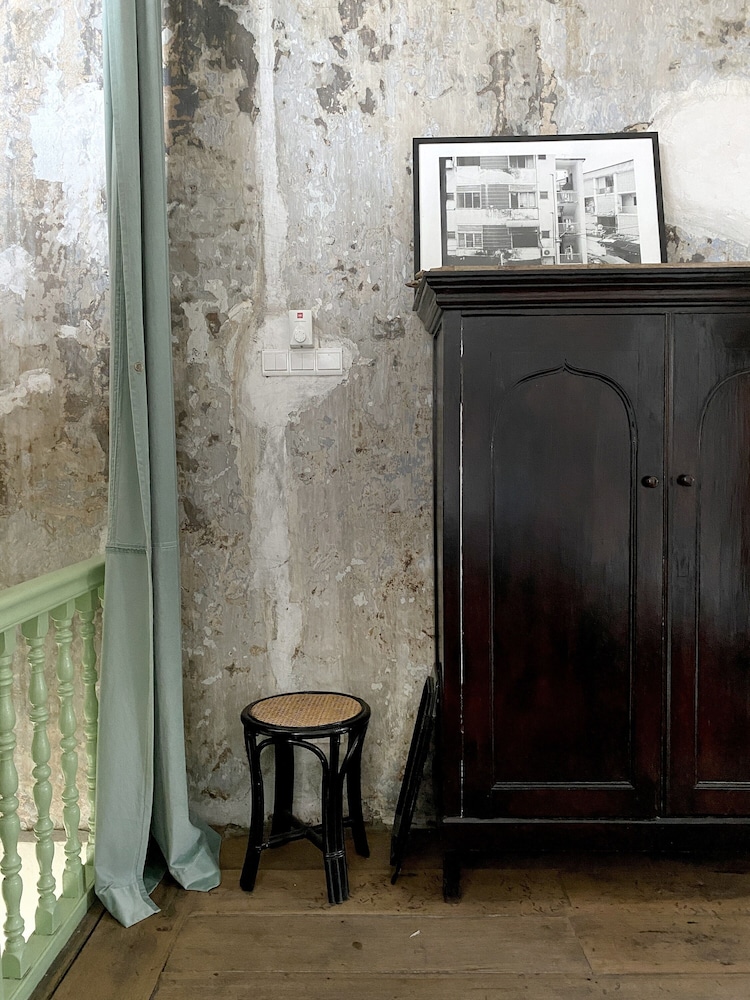 Cheong Fatt Tze - The Blue Mansion 105