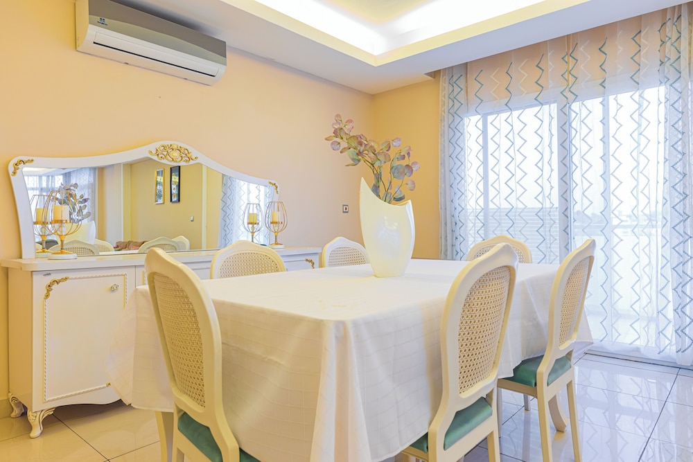 Elite Apartment