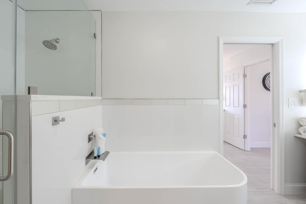 Island Bay Retreat