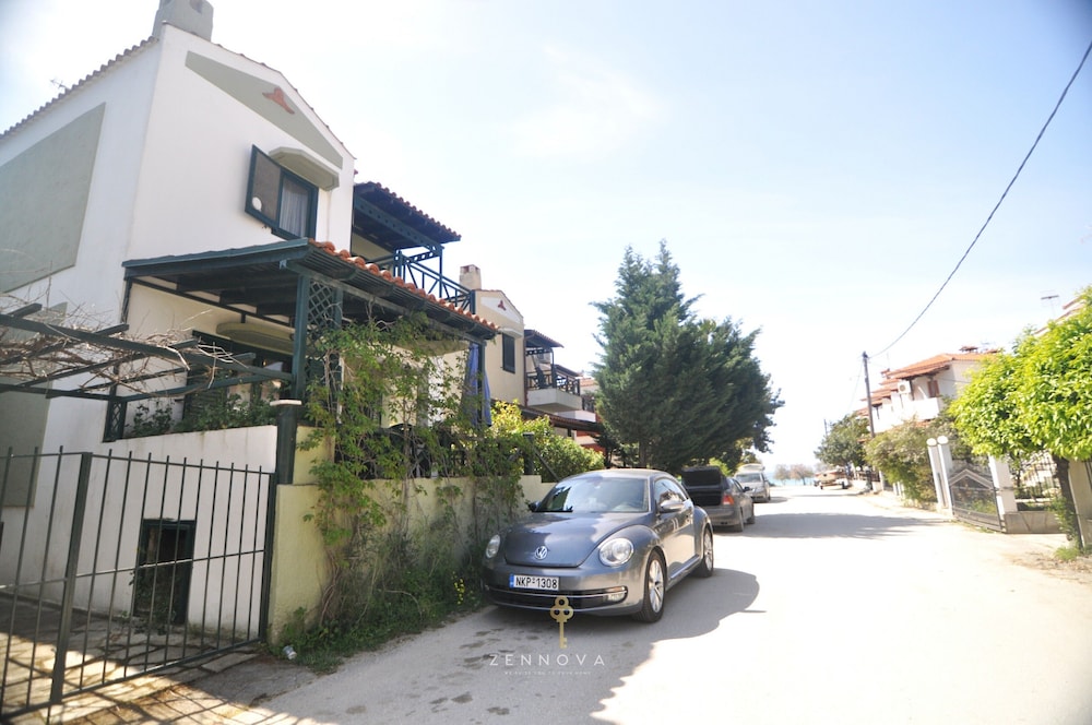 Zennova 64 Casa Elias