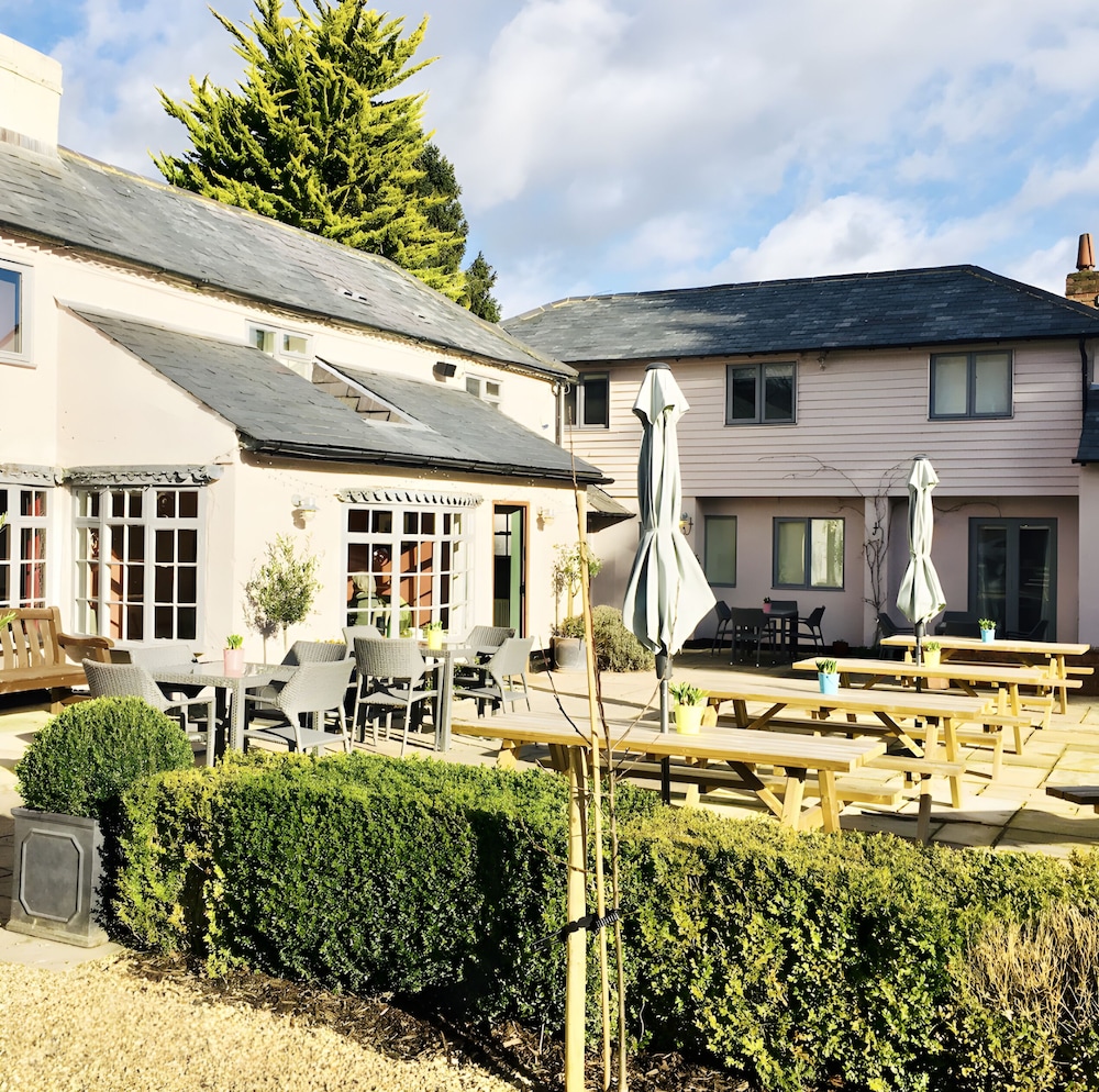 High Wycombe Vacations - The Chilterns Fox - Property Image 2