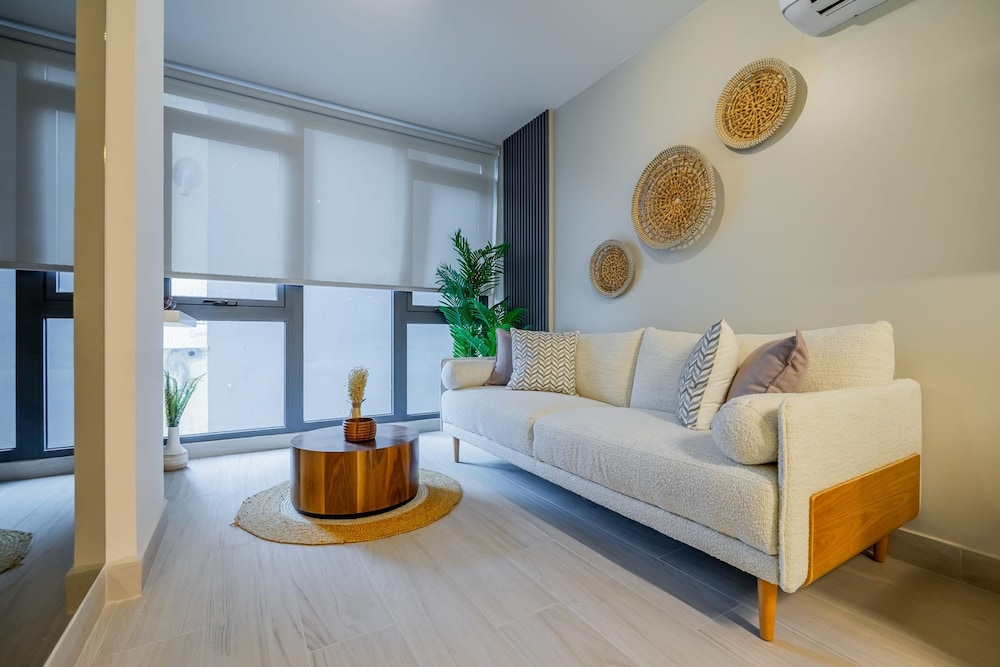 w Majestic 1BR w Fantastic Deco in Casco View