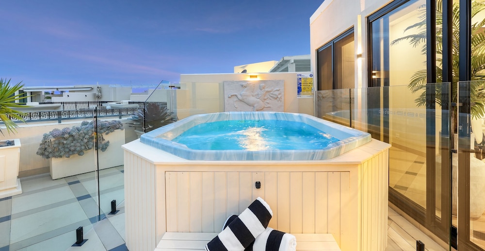 Main Beach Vacations - Imperial Hotel Gold Coast - Property Image 11