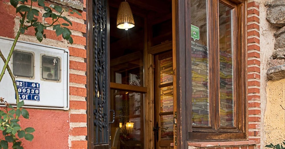 Photo 9