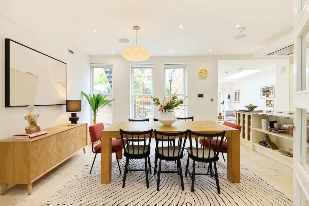 The Camden Park Place - Lovely 4bdr Flat With Garden