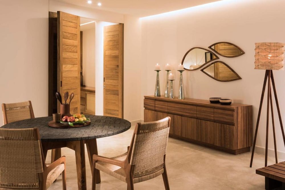 El Careyes Club & Residences