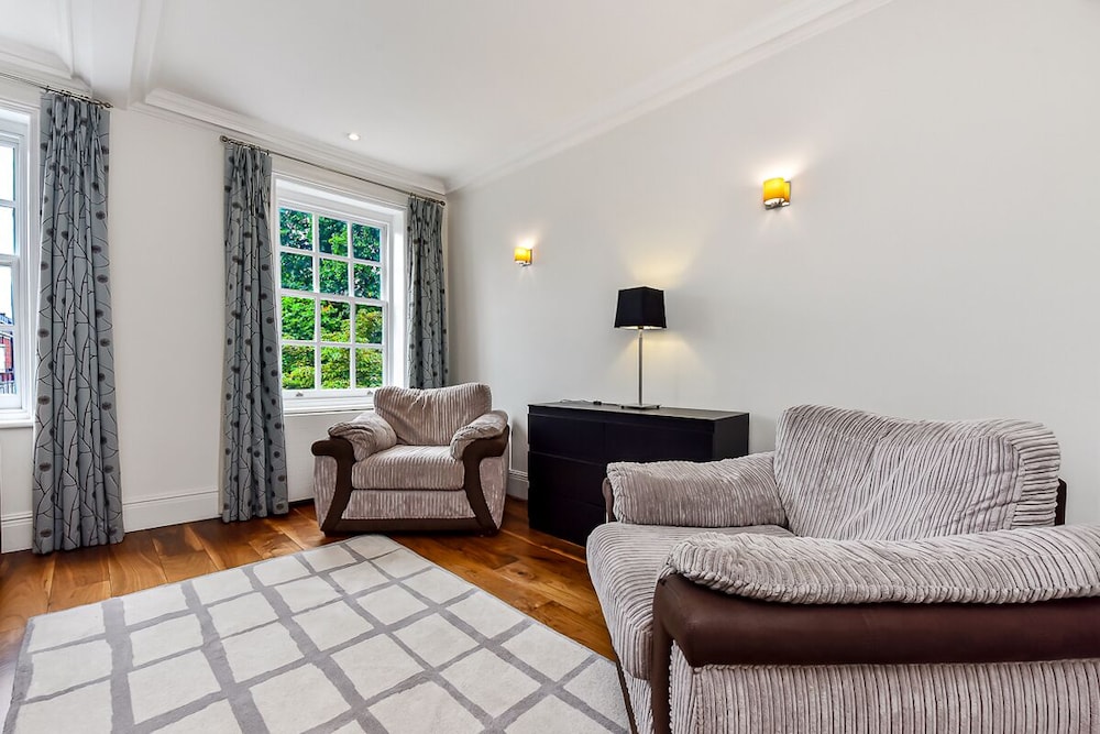 Montagu Square Apartments