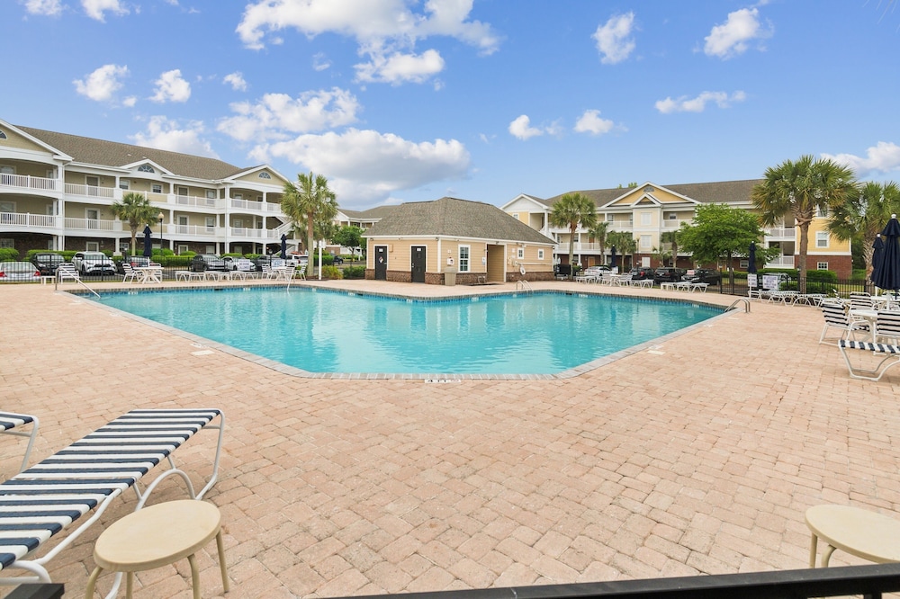 Havens On The Nine 2 Bedroom Condo