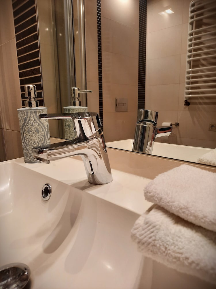 Luxury Senate Apartment