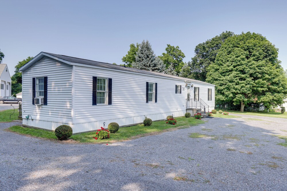 Cozy Lakemont Getaway, 11 Mi to Watkins Glen! view 3