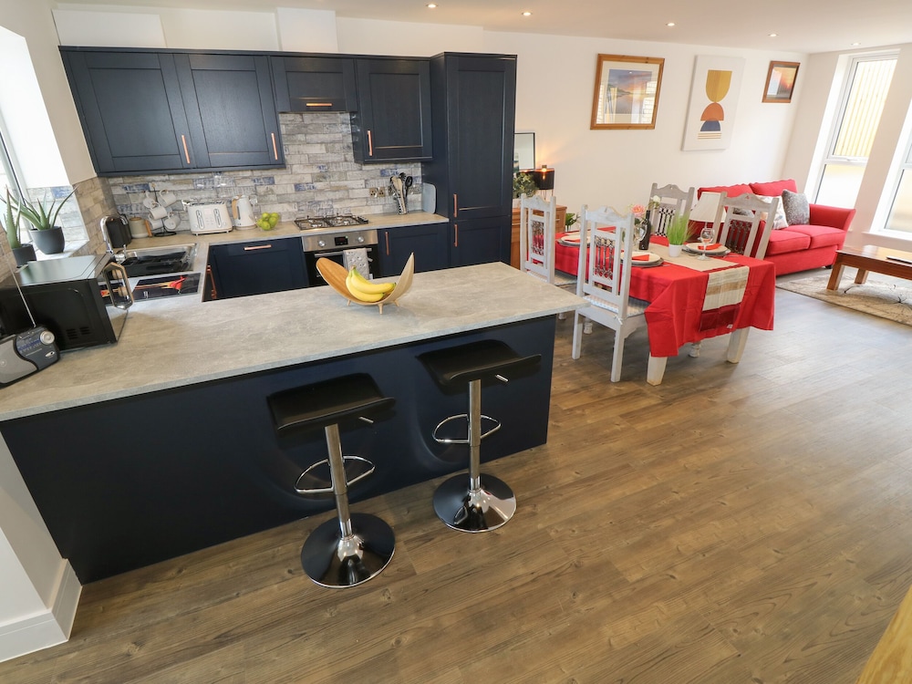 9 Breakwater Way