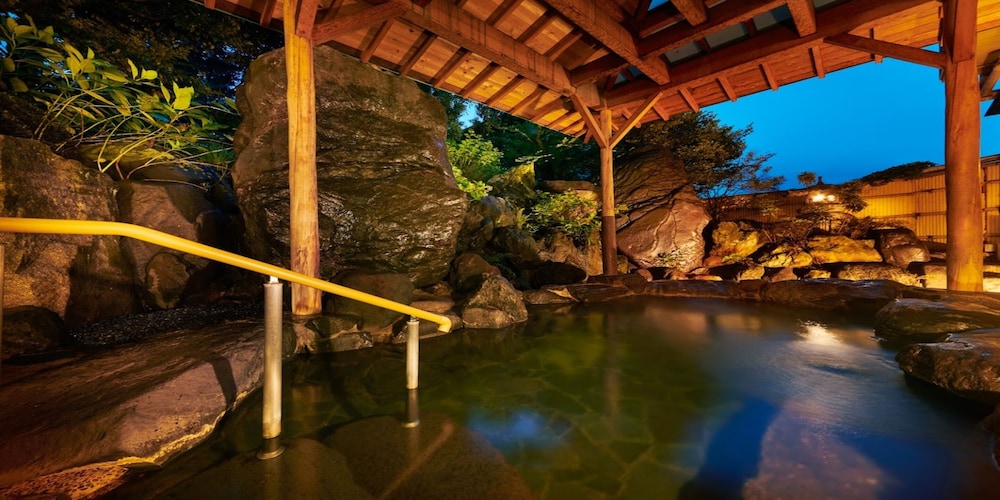 Awazu-Spa Tourist Hotel Kitahachi