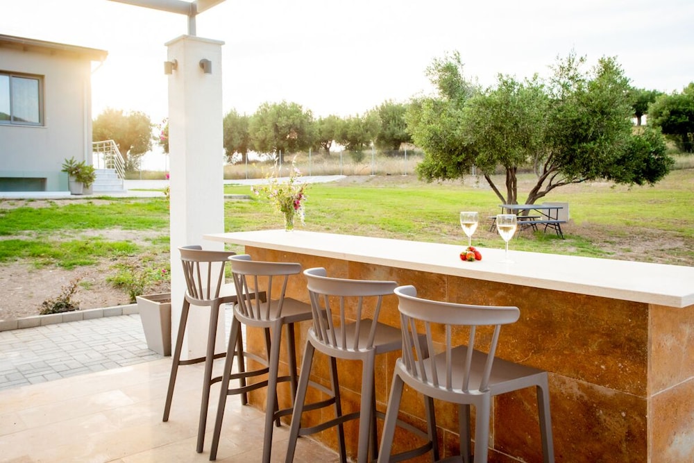 Alikon Adult-Only photo 2