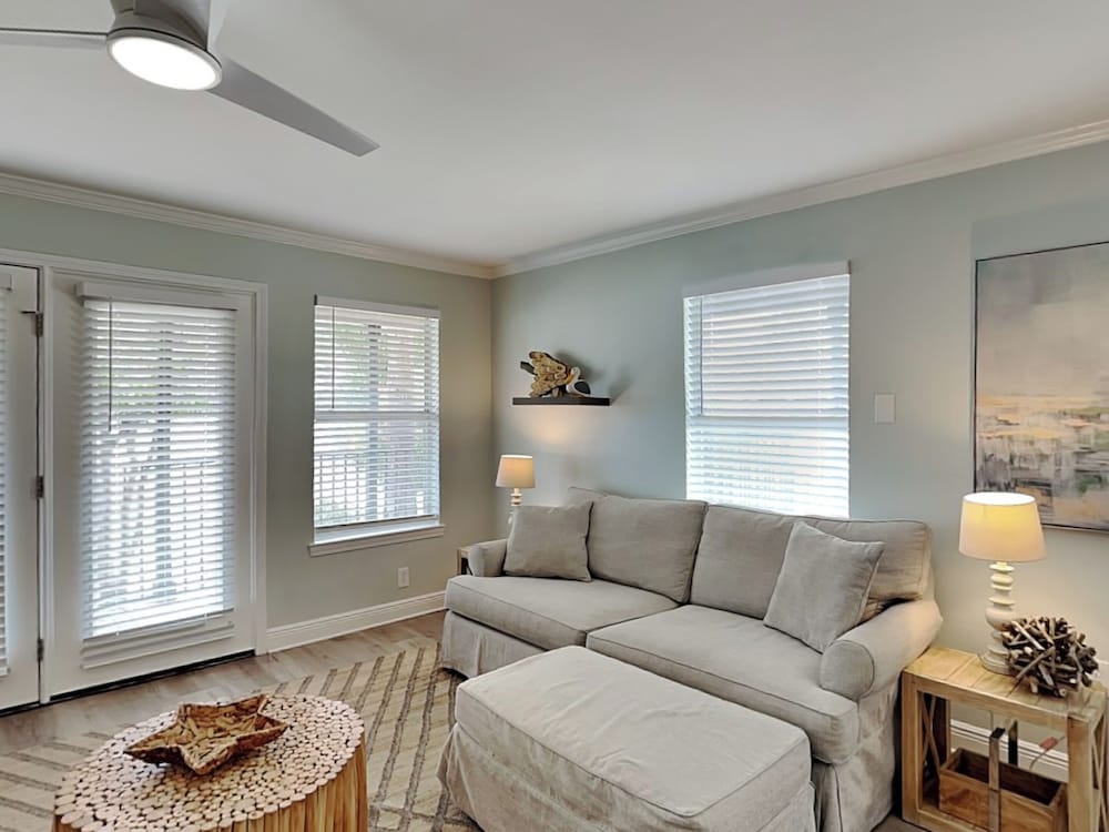 Serenity Cottage by Southern Vacation Rentals