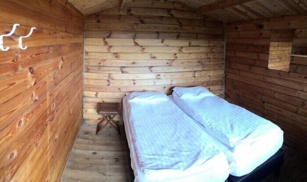 Hlid Huts view 3