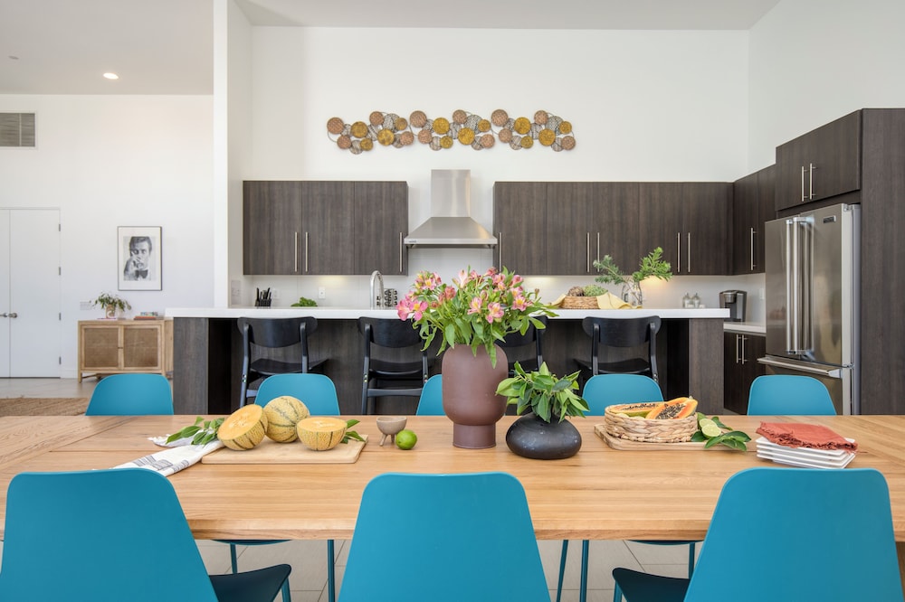 The Polo Villas by AvantStay – Modern Oasis Near Empire Polo Club