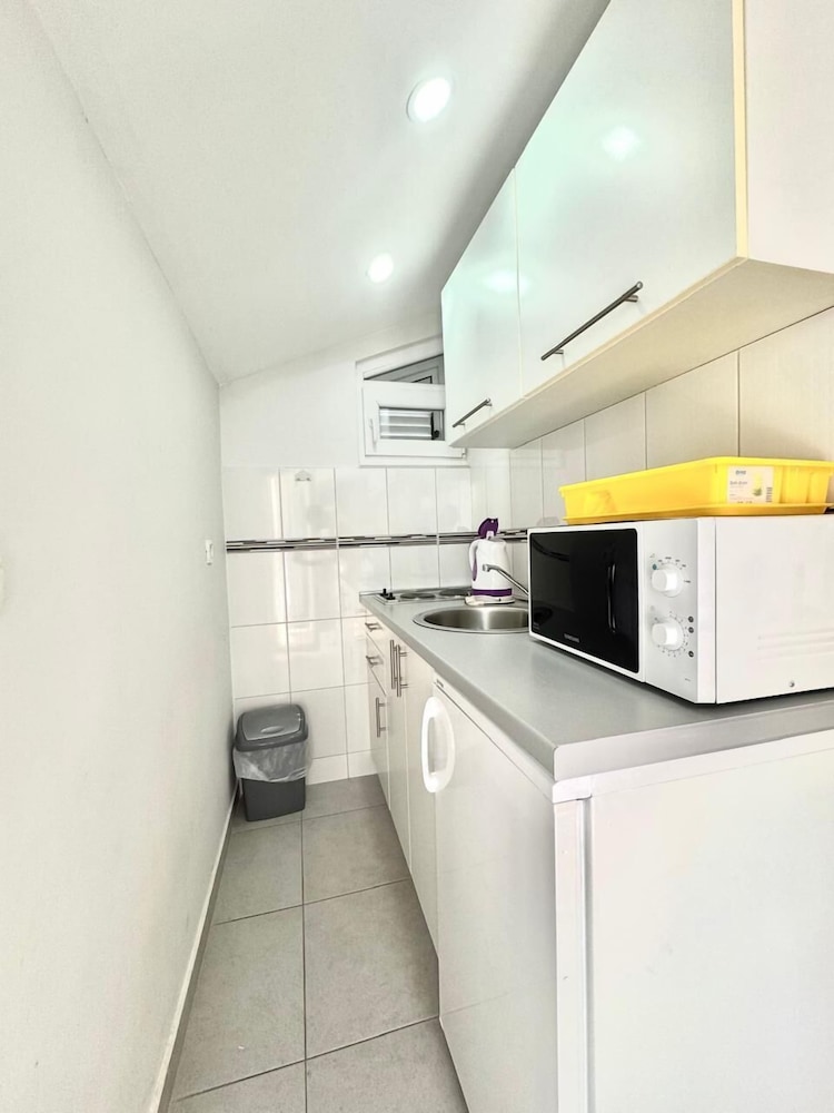 Apartments Janda Bijela