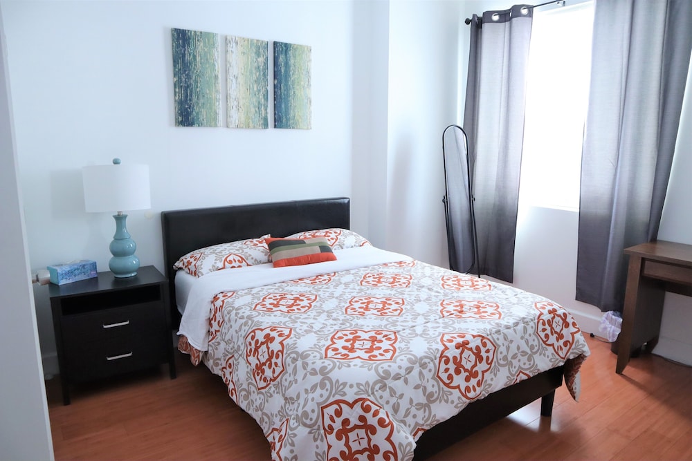 Wood Extended Suites view 4
