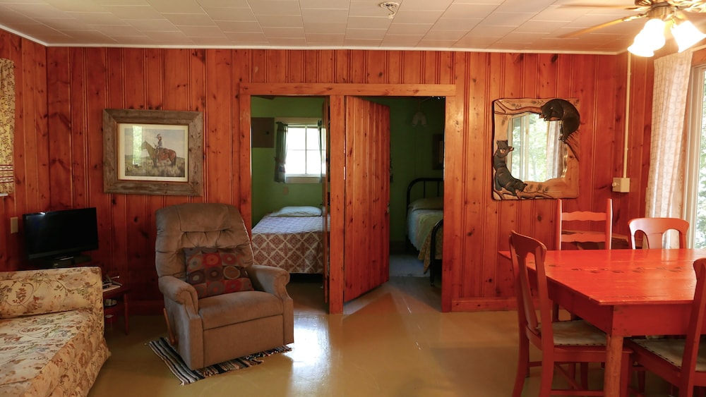 Grey Wolf Lodge