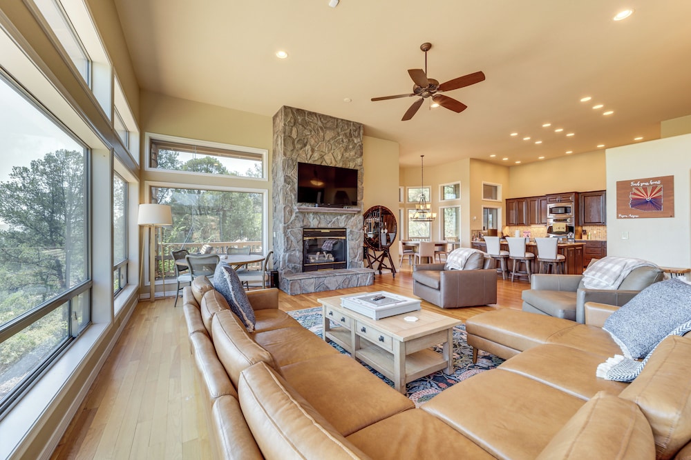Panoramic Views: Luxe Payson Paradise!