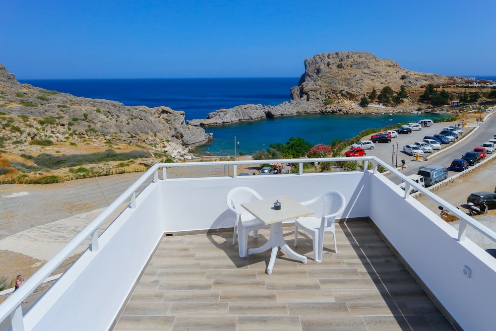 St. Paul’s Bay View Suites