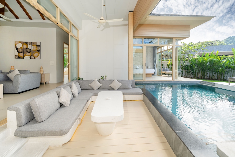 Himmapana Luxury Villas