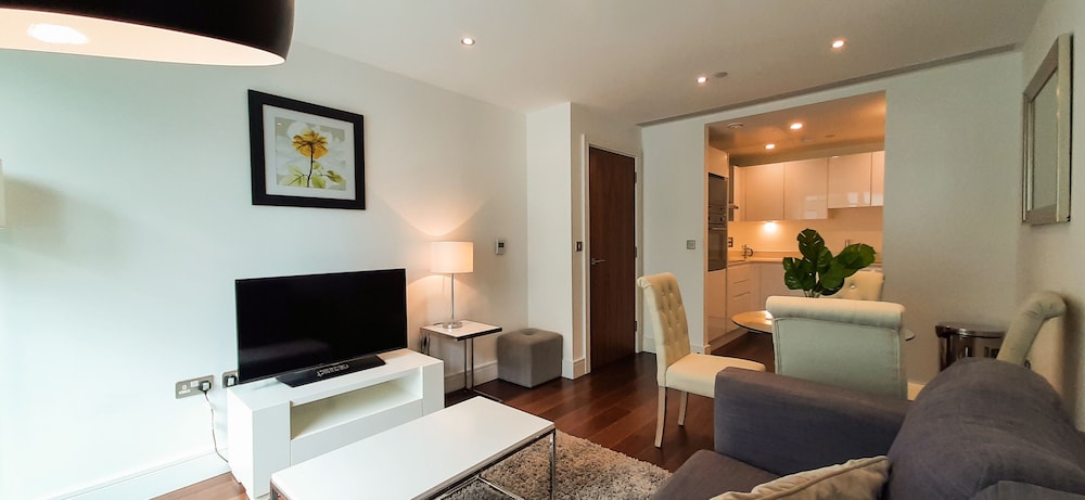 MySquare Apartments Canary Wharf