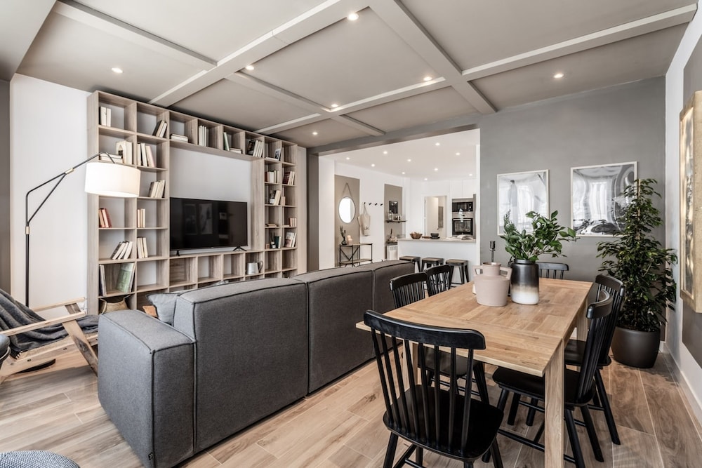 Ordino - 3 Bedrooms in Trafalgar