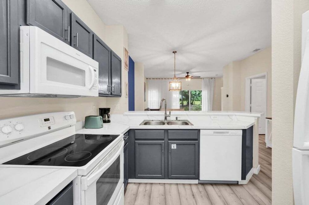 Disney's Back Yard Secret Dream Home! 3 Bedroom Townhouse