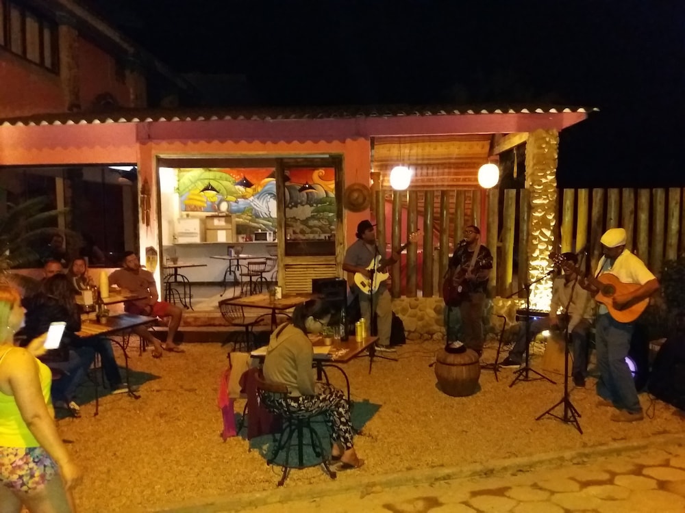 Bali Suites Itamambuca