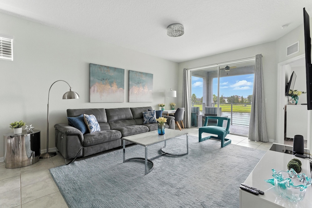 Storey Lake condos by UNE Homes