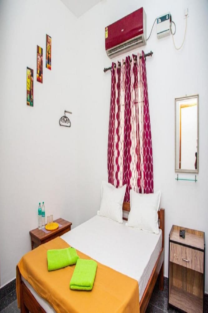 Rainbow Residency ECR view 5