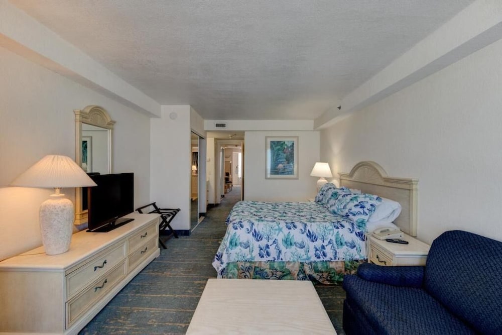 Azure Tides Oceanfront