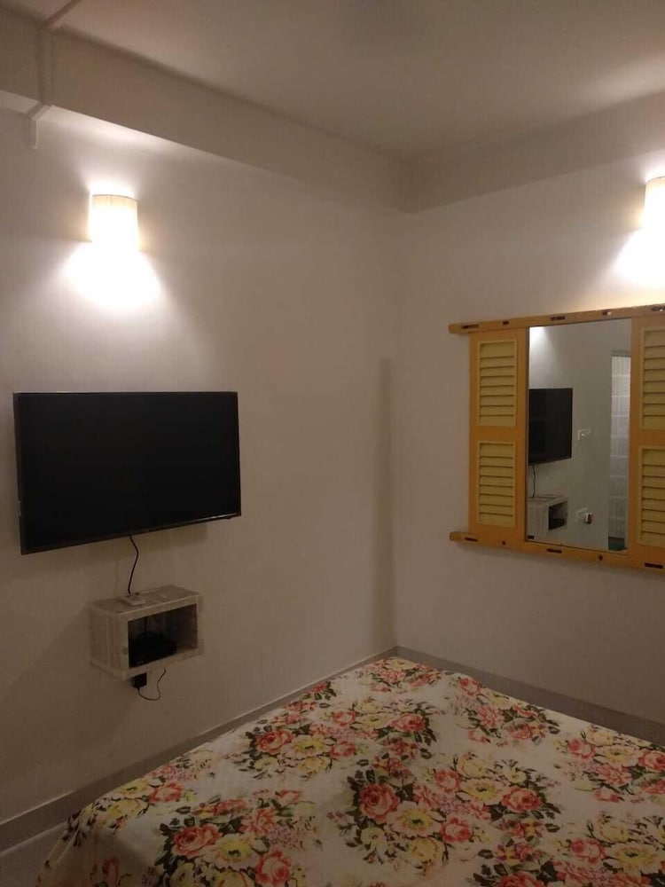 5/4 - Calcutta's freshest BnB