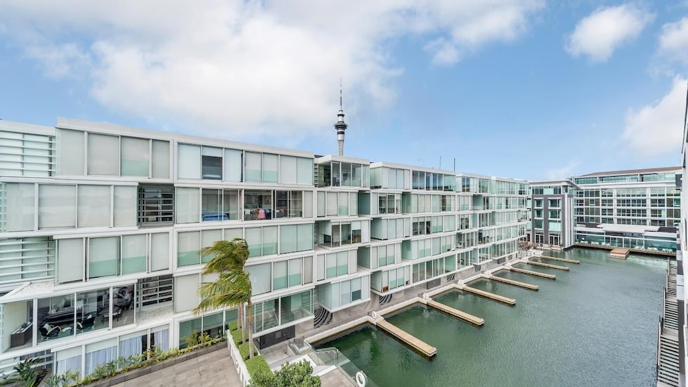 Vibrant Viaduct Harbour
